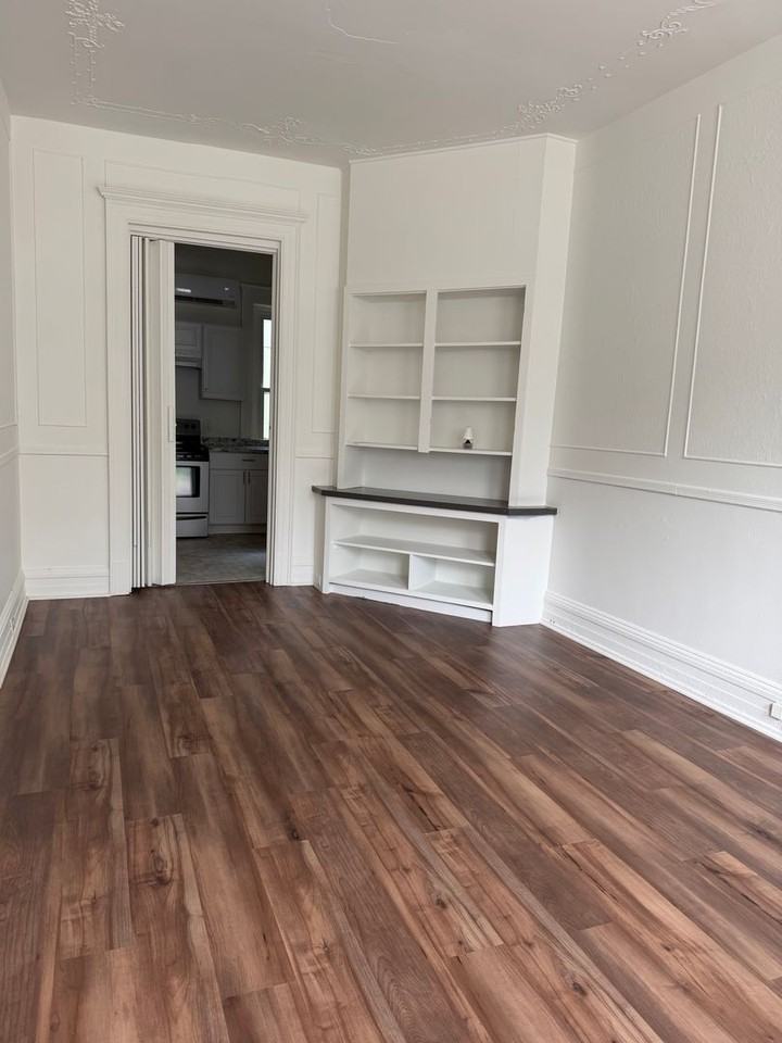 110 Beaver St - Photo 2 of 27