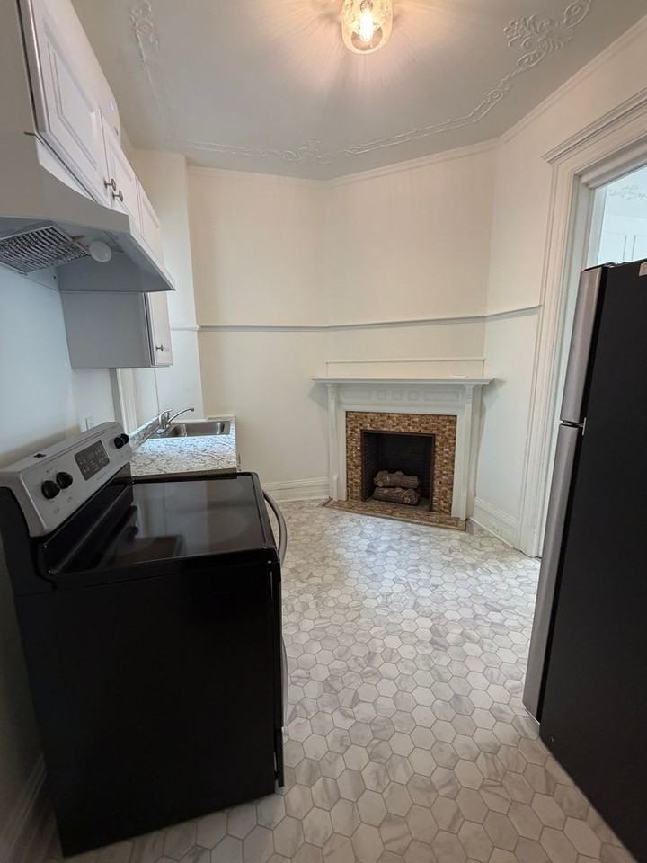 110 Beaver St - Photo 5 of 27