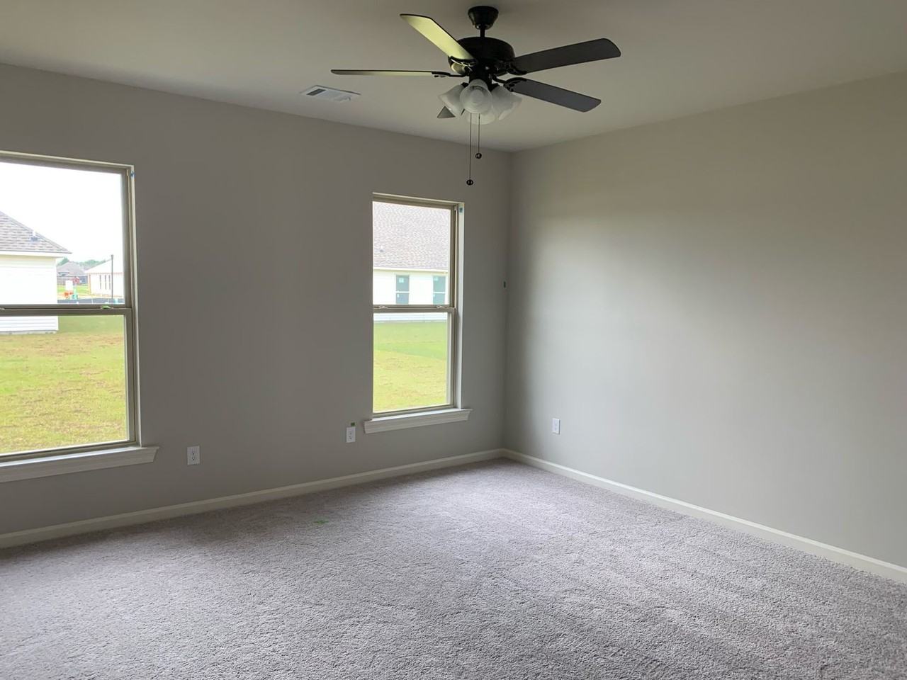 20460 Lattice Pl - Photo 5 of 8