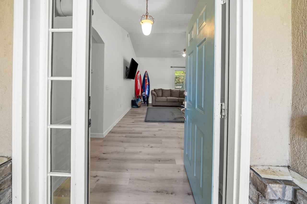 217 Antigua Pl - Photo 6 of 39