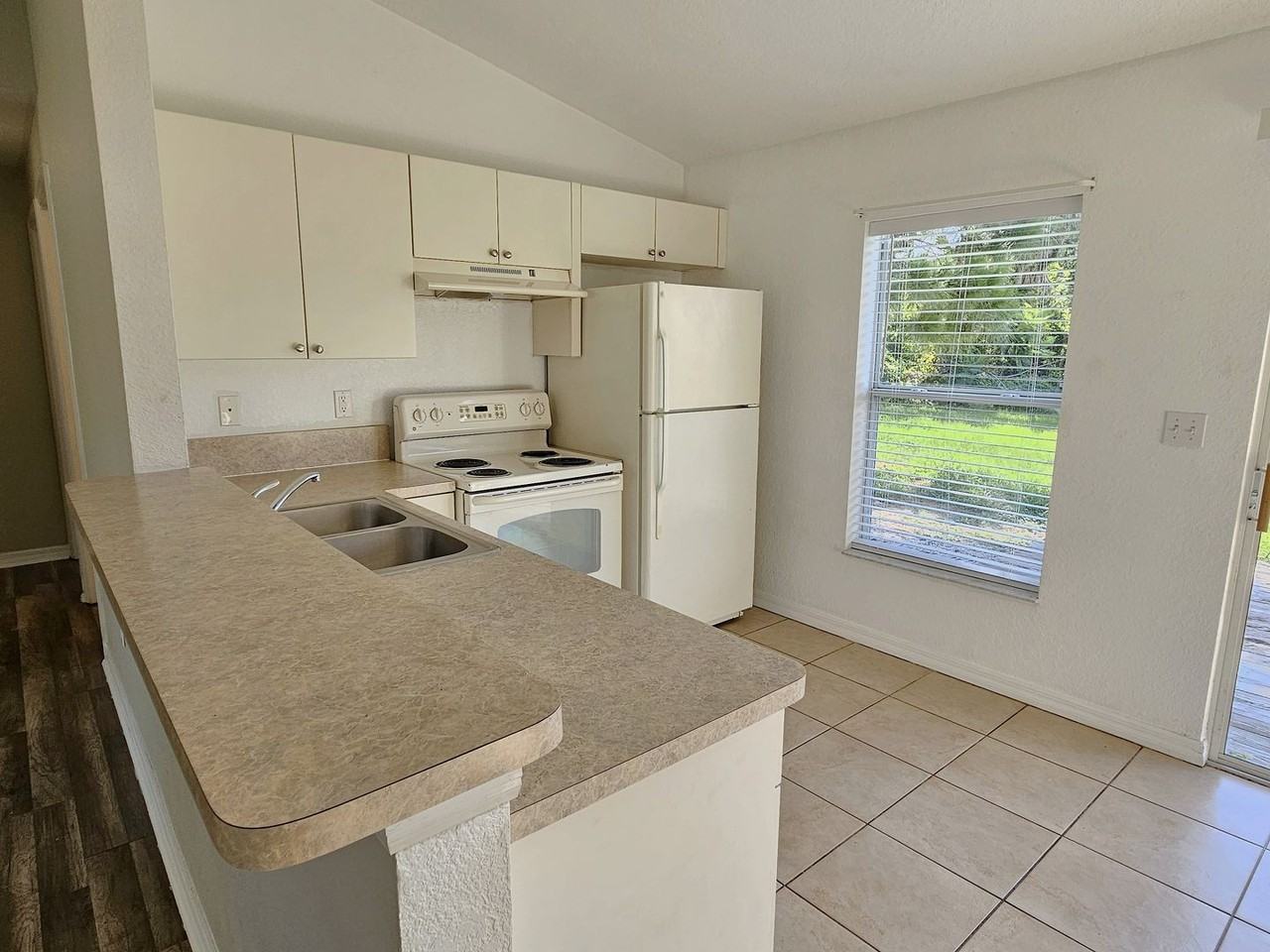 2856 Billberry St - Photo 7 of 24