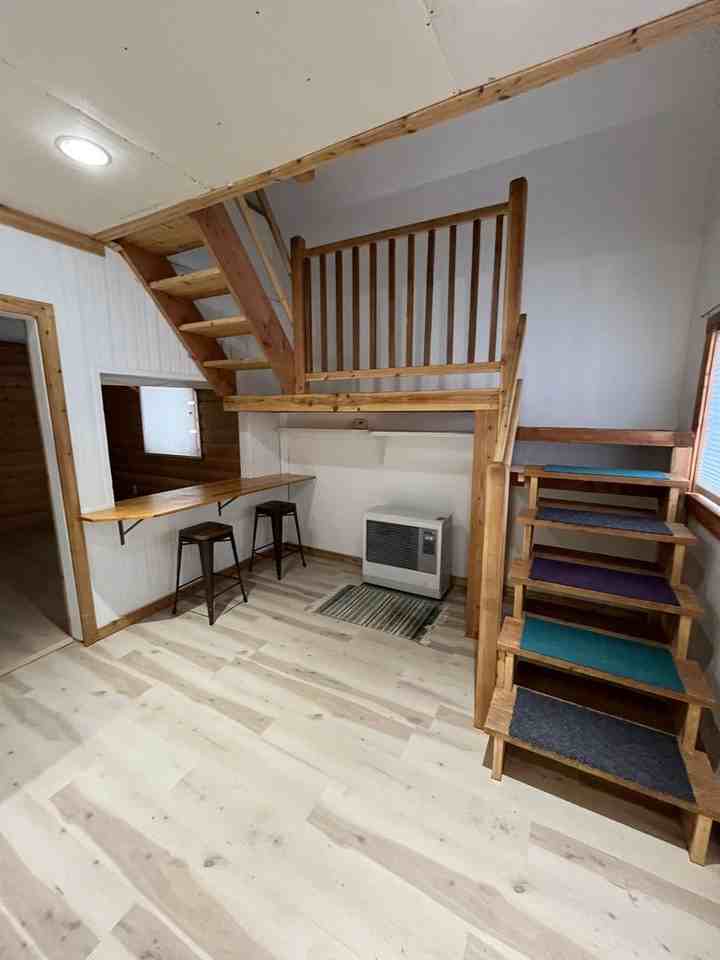 379 Division St - Photo 2 of 8