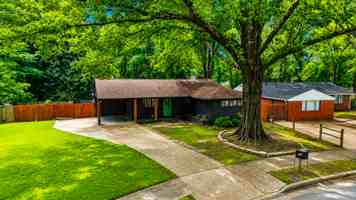 featured image of 449 Green Acres Rd