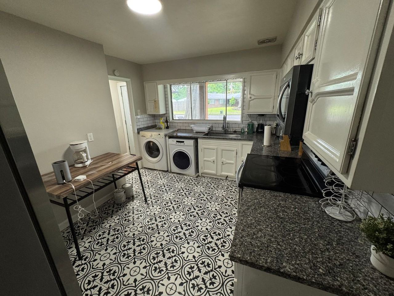 449 Green Acres Rd - Photo 4 of 12