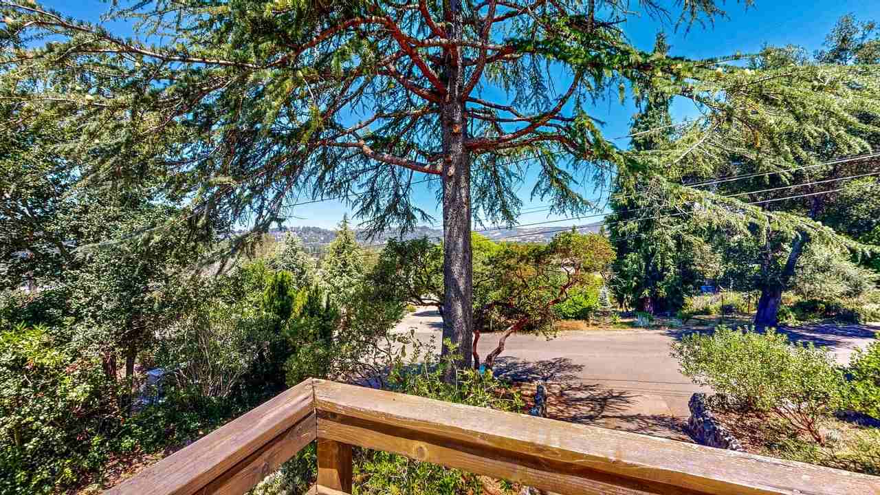 4560 Sullivan Ct - Photo 7 of 50
