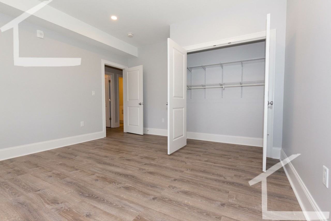 130 Kenrick St - Photo 5 of 16