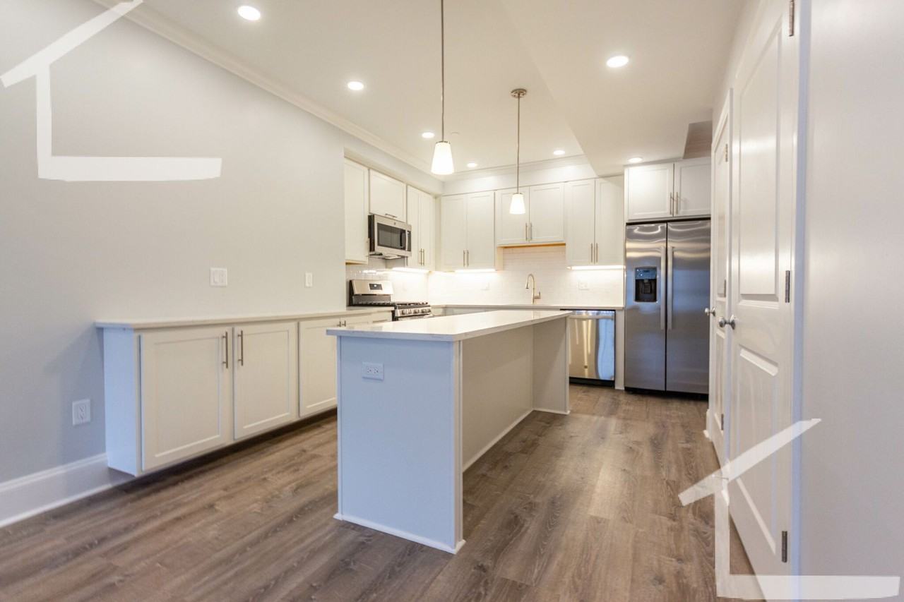 130 Kenrick St - Photo 2 of 16