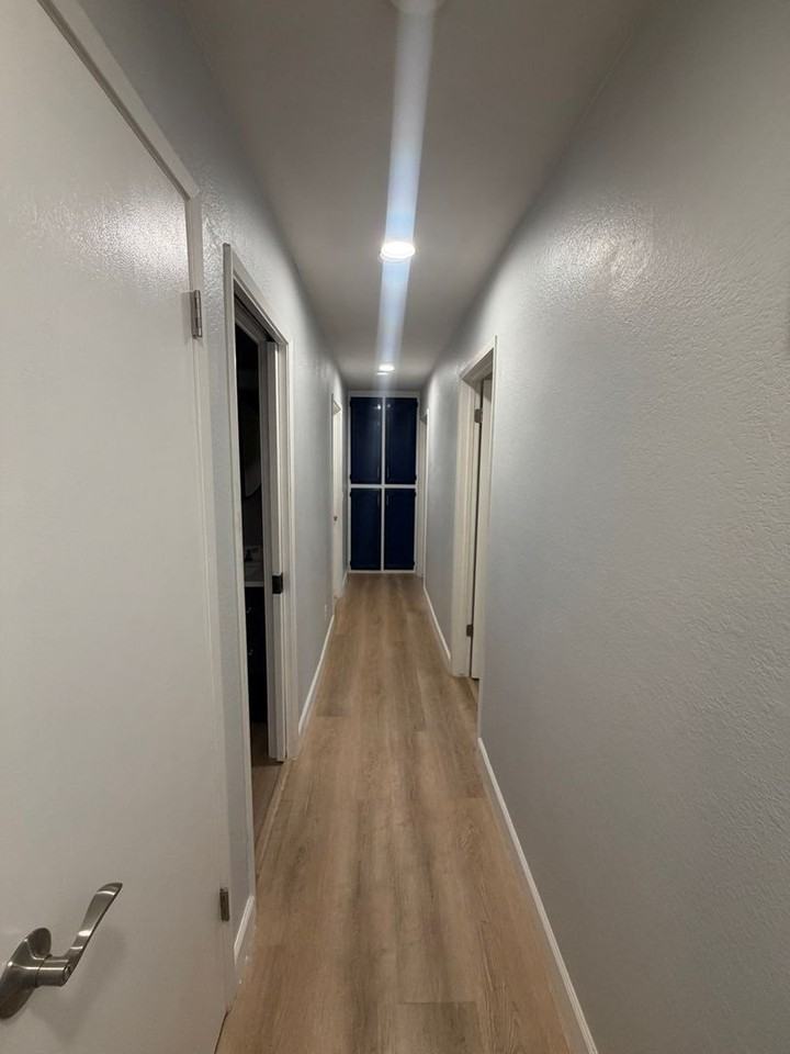 2568 Mayfair Ct - Photo 6 of 29