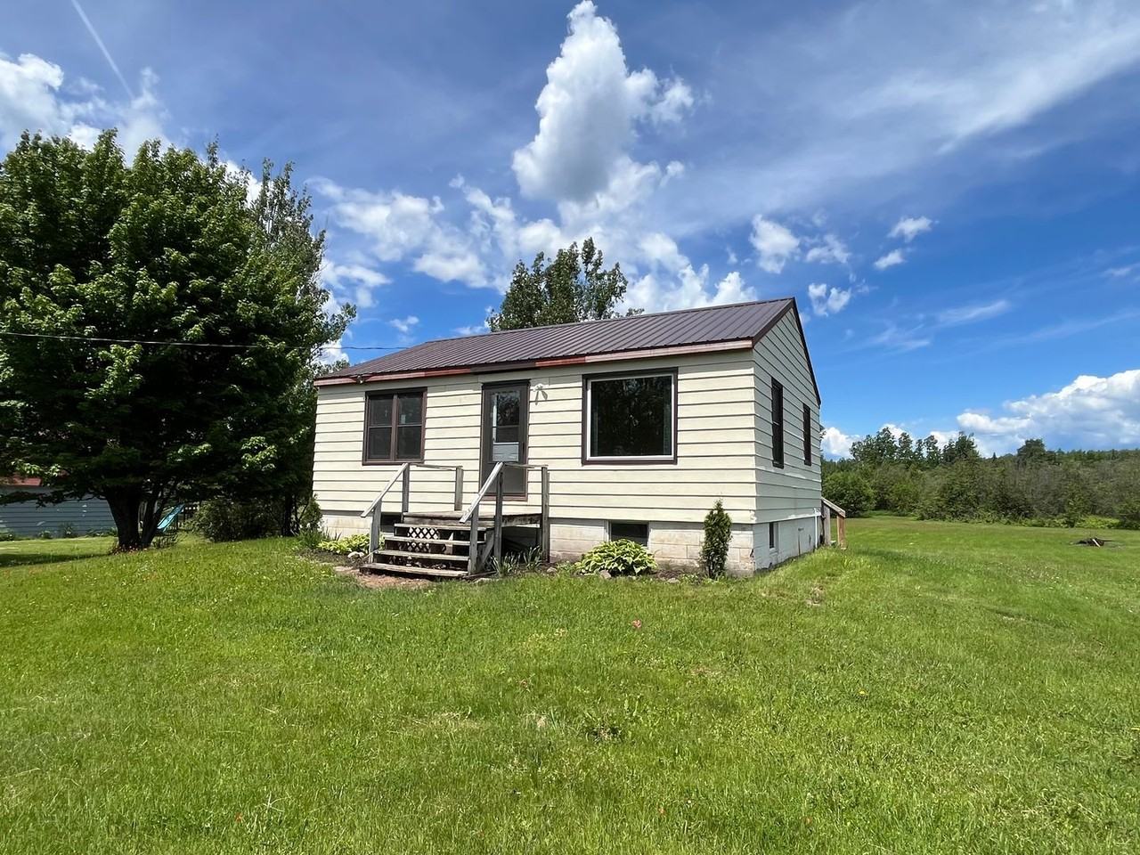 4691 Martin Rd - Photo 2 of 19