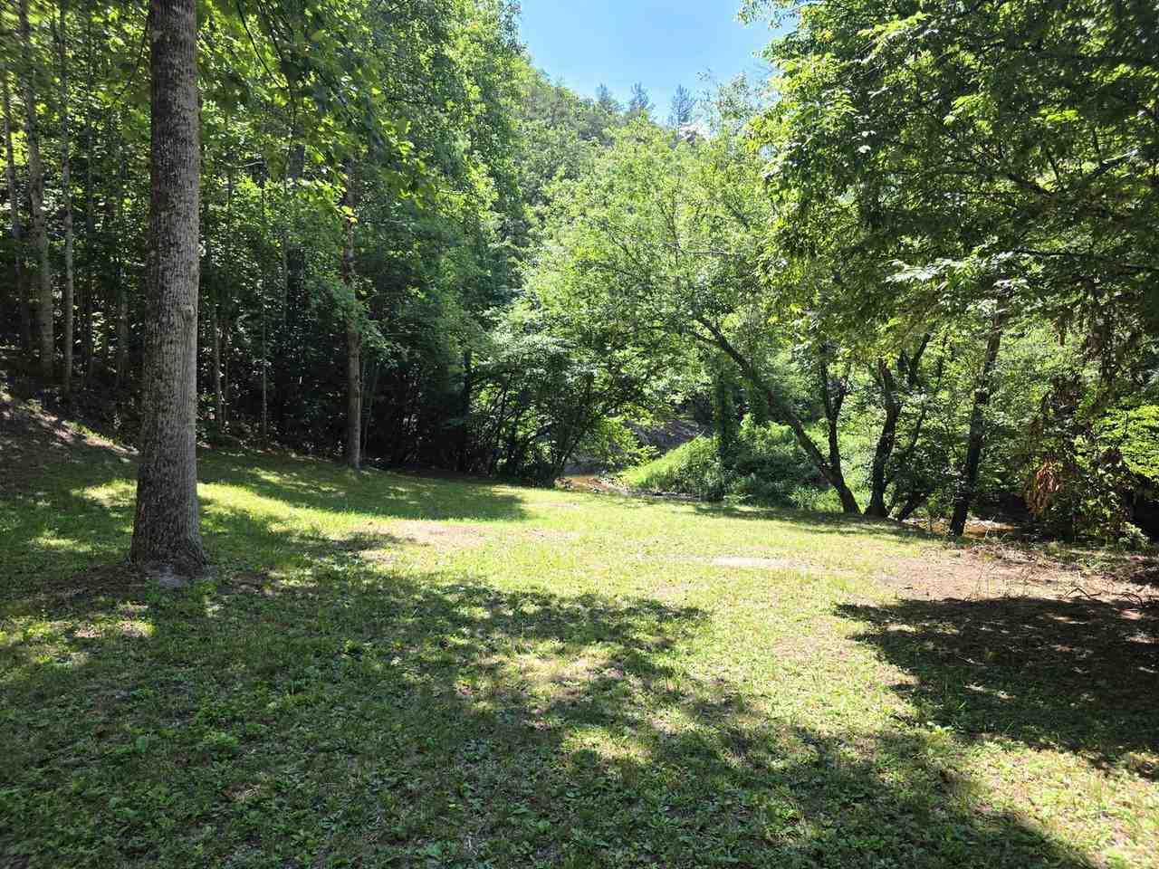 142 Hidden Ln - Photo 3 of 16