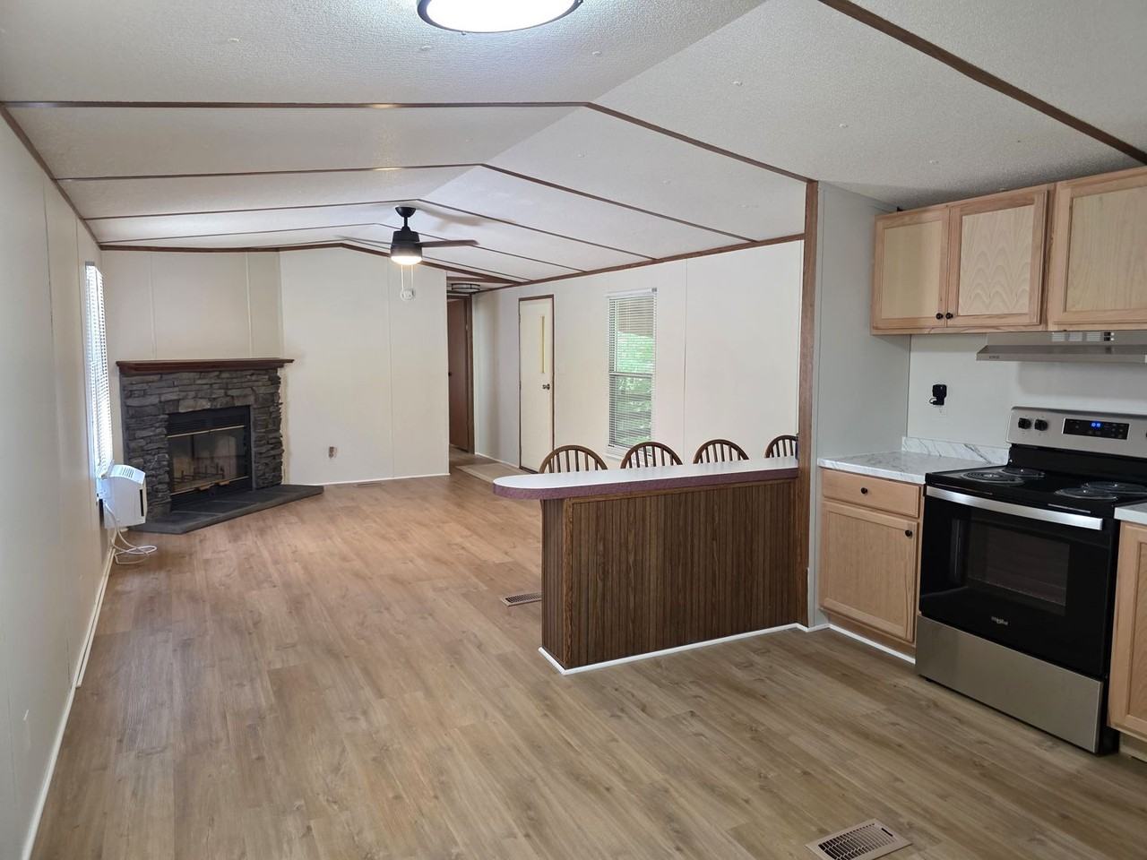 142 Hidden Ln - Photo 6 of 16