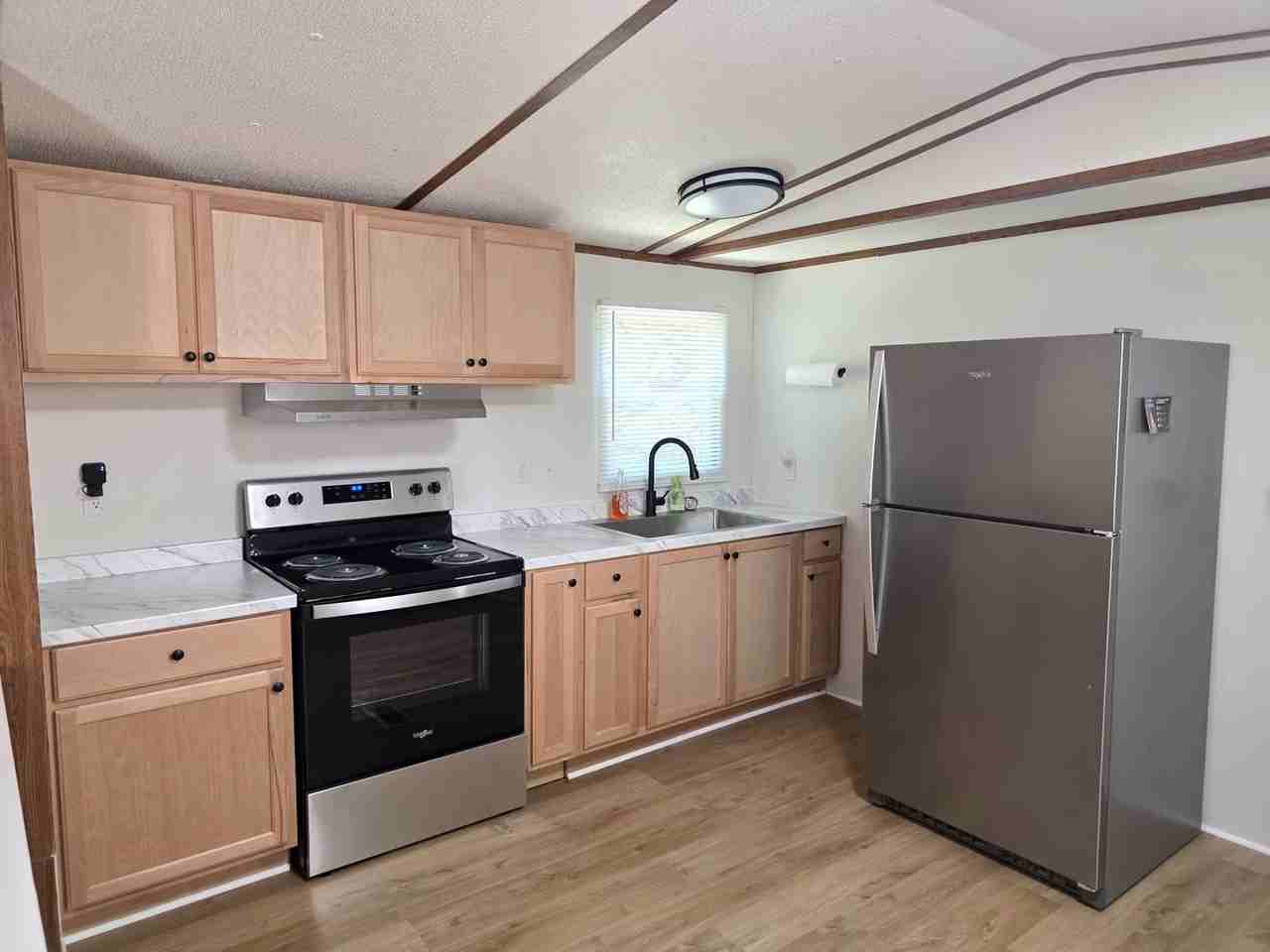 142 Hidden Ln - Photo 7 of 16