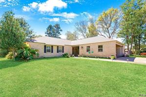 featured image of 15826 New Market Dr