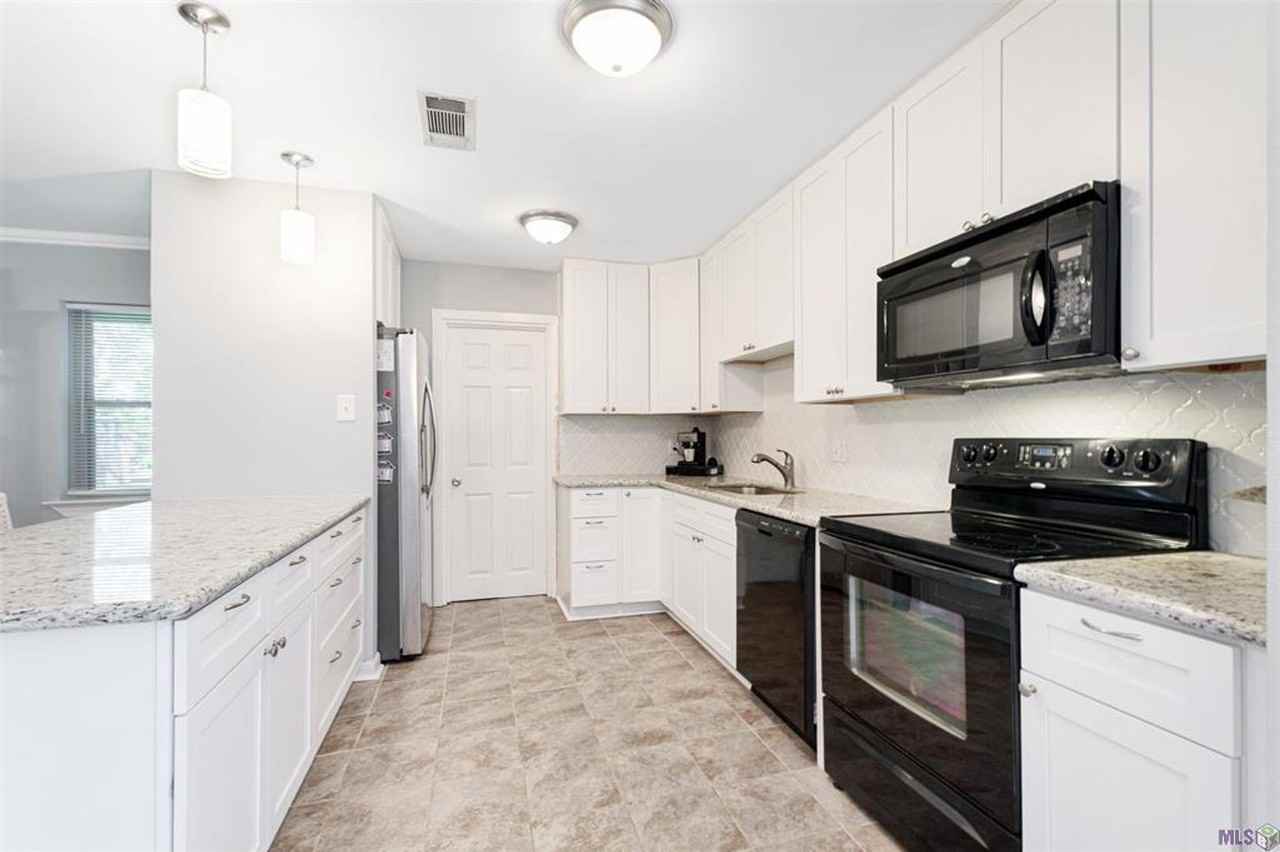 15826 New Market Dr - Photo 7 of 16