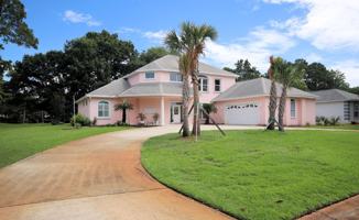 featured image of 1534 Glenlake Cir