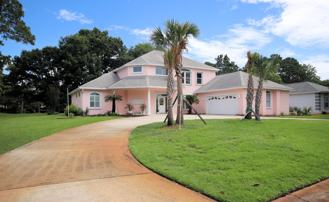 1534 Glenlake Cir - Photo 1 of 1