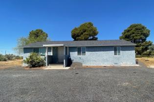 601 1/2 California City Blvd - Photo 1 of 1