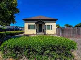 featured image of 805 California Blvd