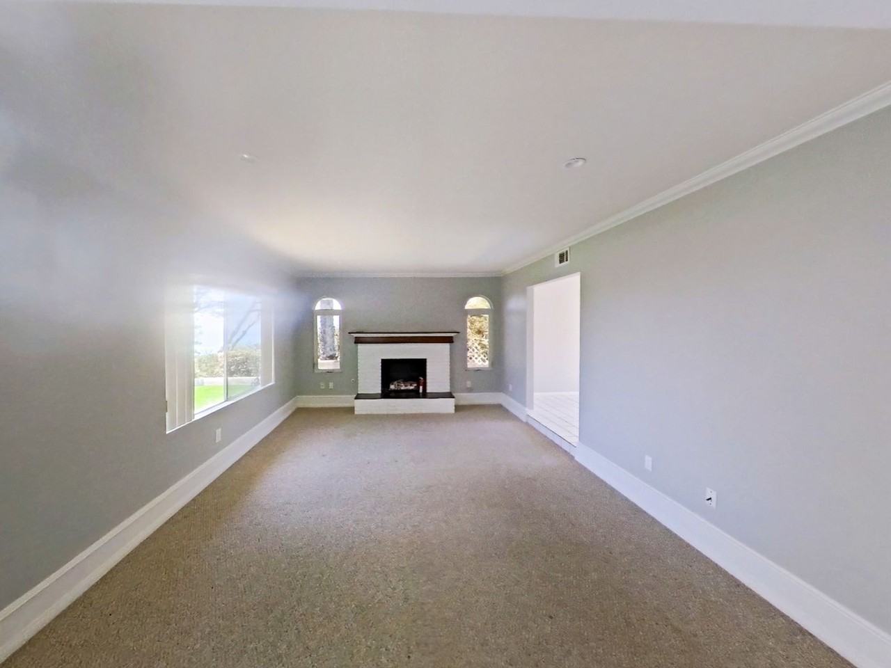 617 E Avenida San Juan - Photo 4 of 40