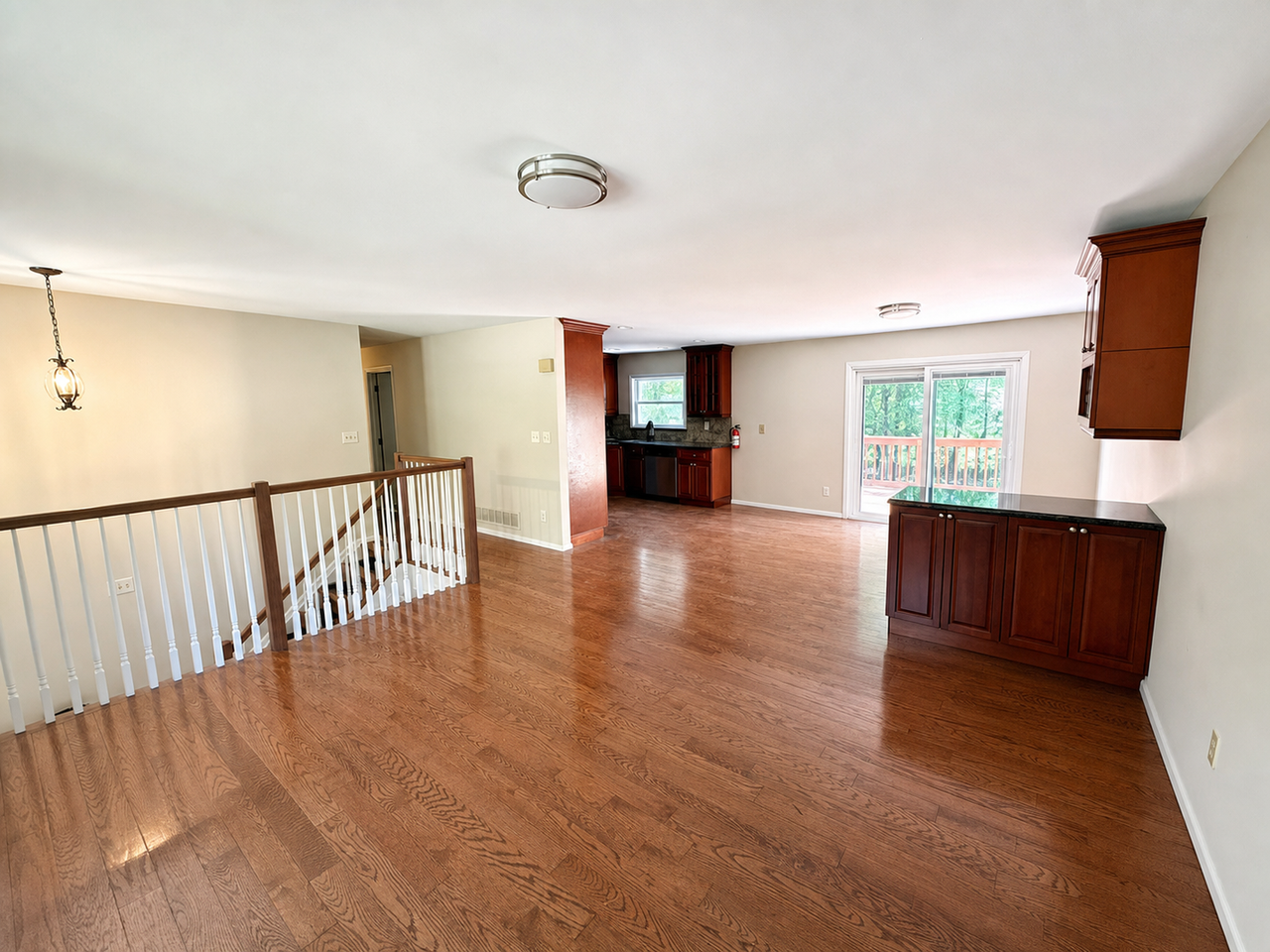 10 Cambridge Dr - Photo 4 of 15