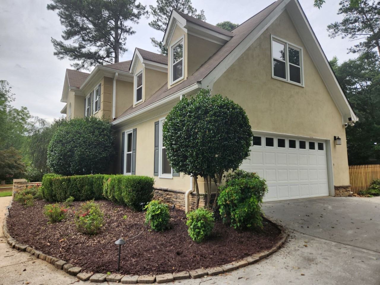 270 S Shore Dr - Photo 2 of 45