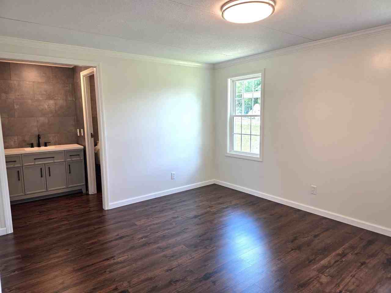 8659 W Pine St - Photo 3 of 18