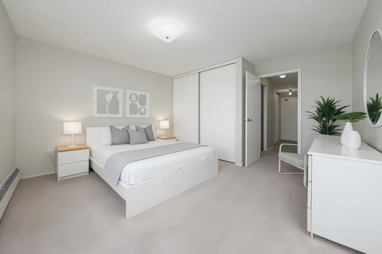 Ivory Arms Apartments - Photo 4 of 18