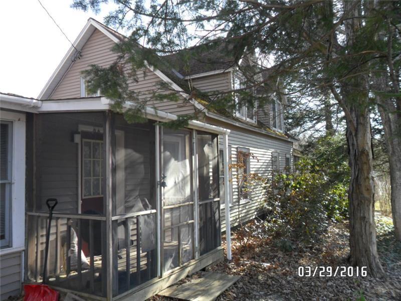 42 River Rd - Photo 2 of 2