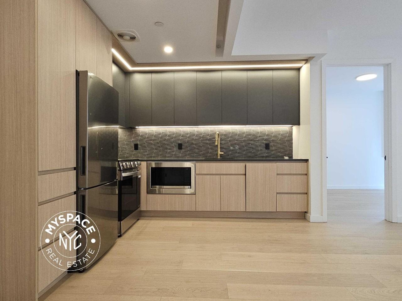 88 Schermerhorn St #3a - Photo 2 of 10