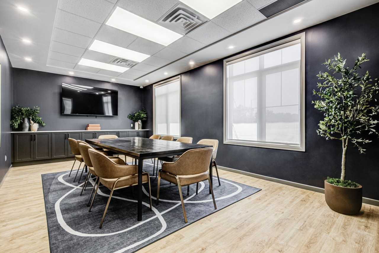 Lora Apartments - Photo 6 of 39