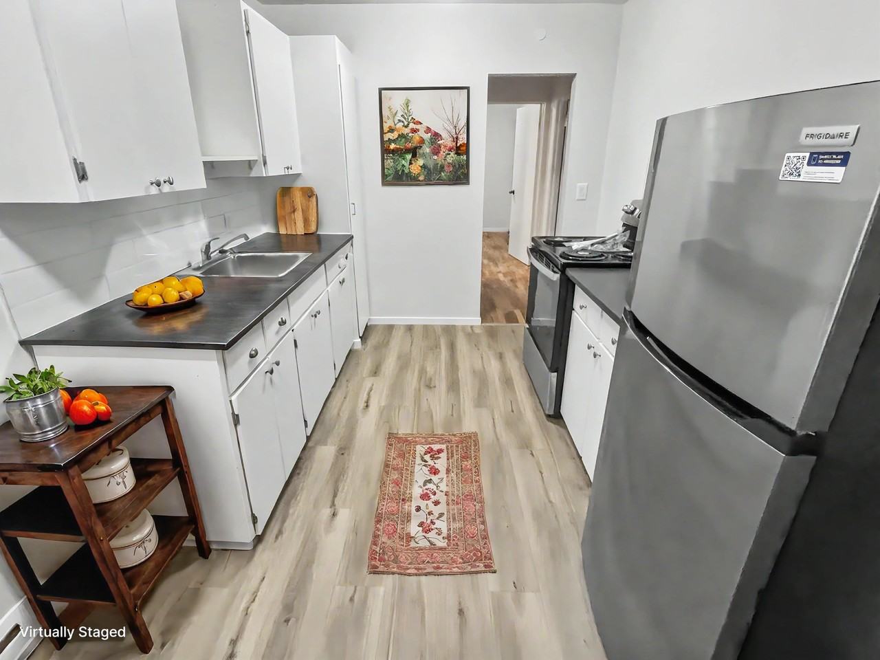 Mainstreet Victoria Garden Apartments - Photo 5 of 22