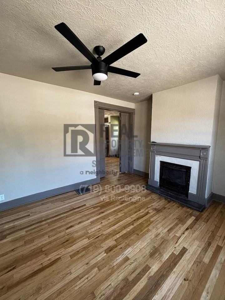 410 W 13th St - Photo 5 of 28