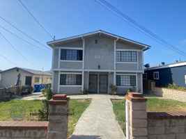 featured image of 867 W 1st St