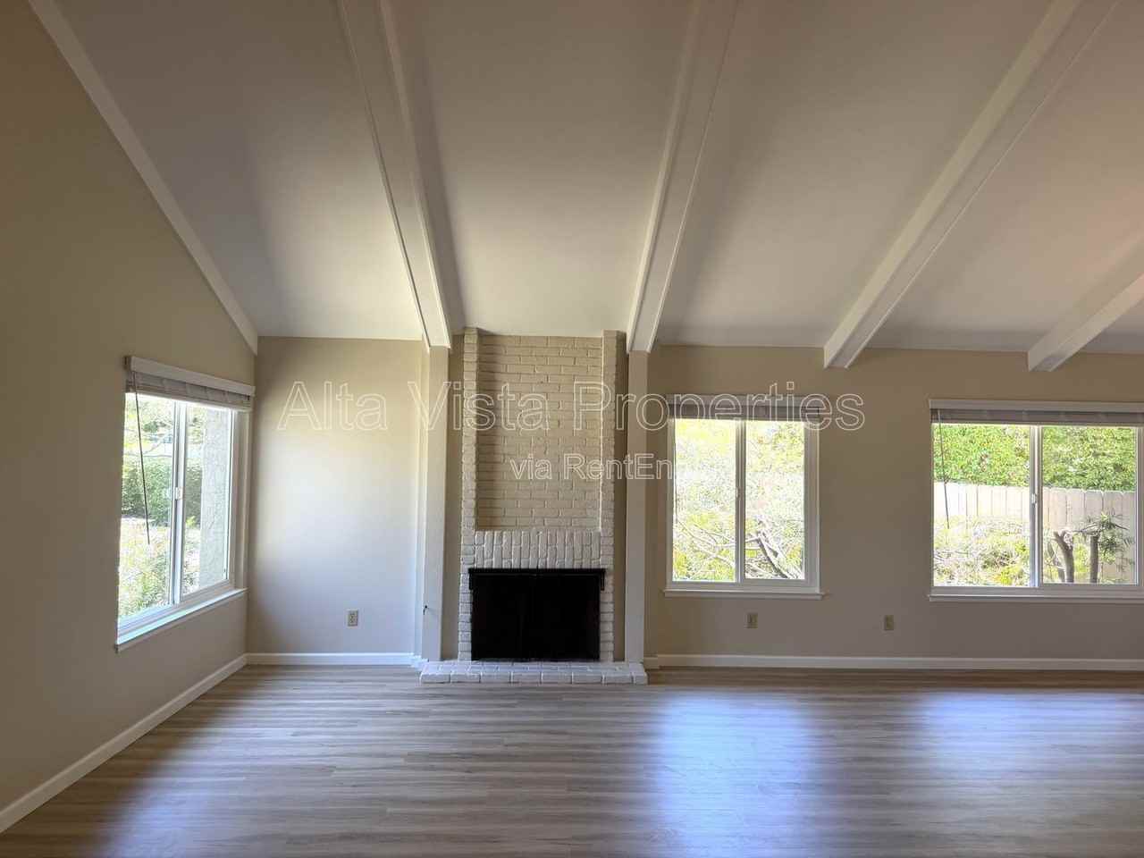 12480 Escala Ln - Photo 5 of 44