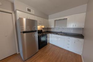 featured image of 563 N Cherry
