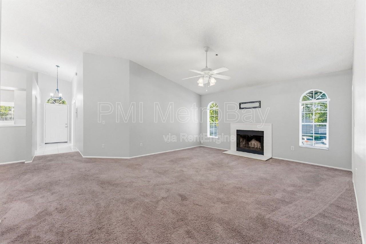 11830 Skylake Pl #12 - Photo 2 of 40