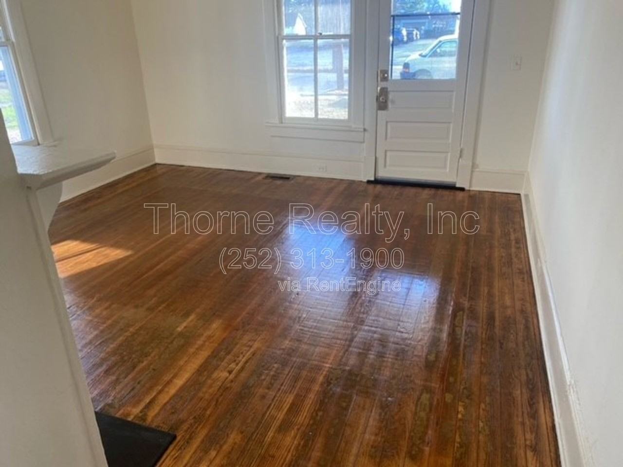 322 S Pearl St - Photo 2 of 13