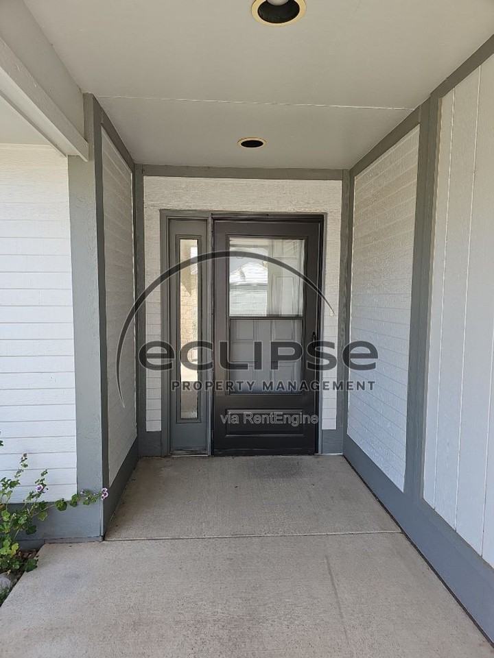 15 Sunnybrook Pl #J - Photo 2 of 20
