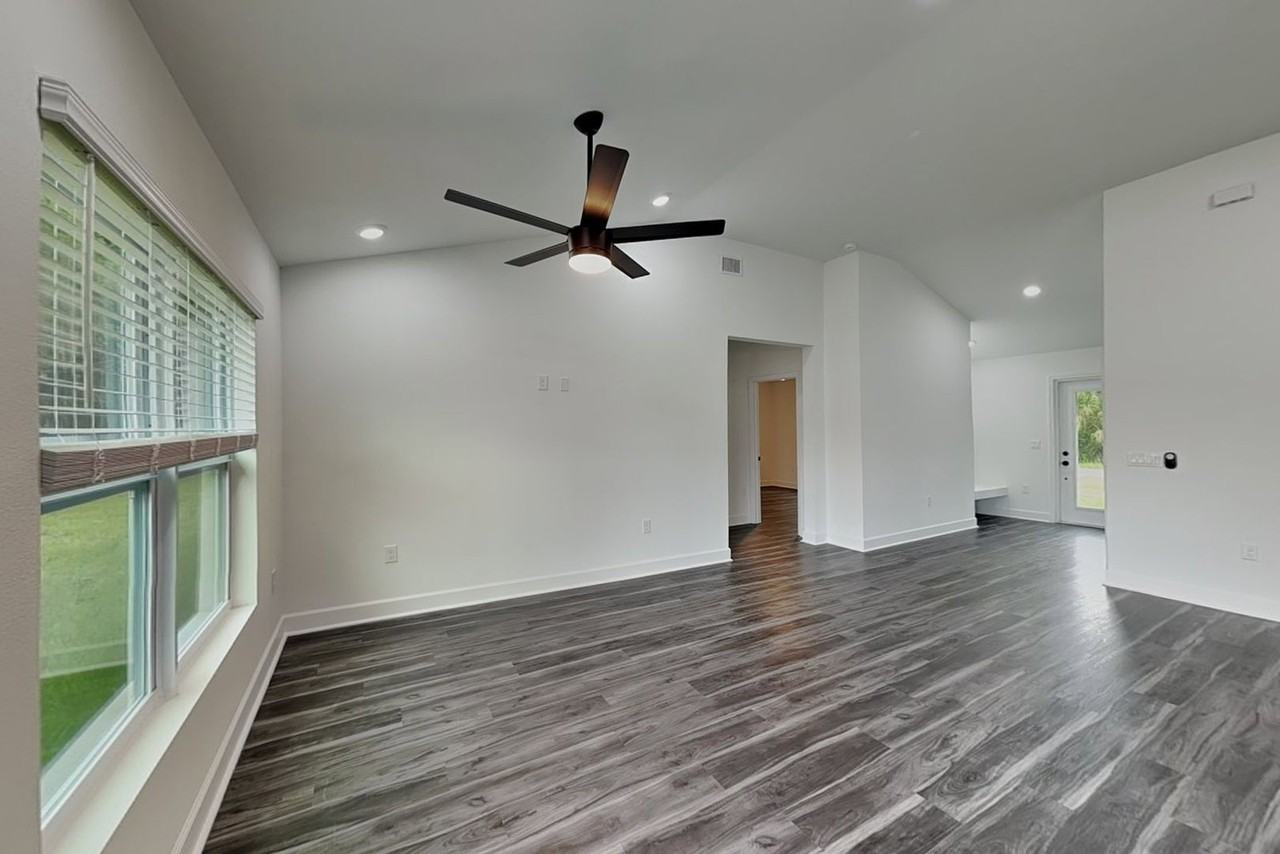 4075 Kessler Ter - Photo 2 of 17