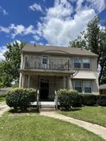 featured image of 1909 Kensington Rd #1