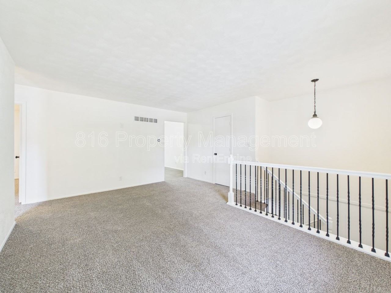 2835 Tepee Ave - Photo 3 of 24