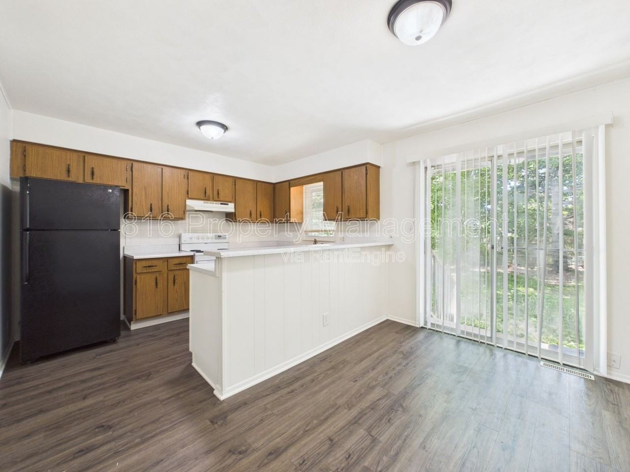 2835 Tepee Ave - Photo 4 of 24