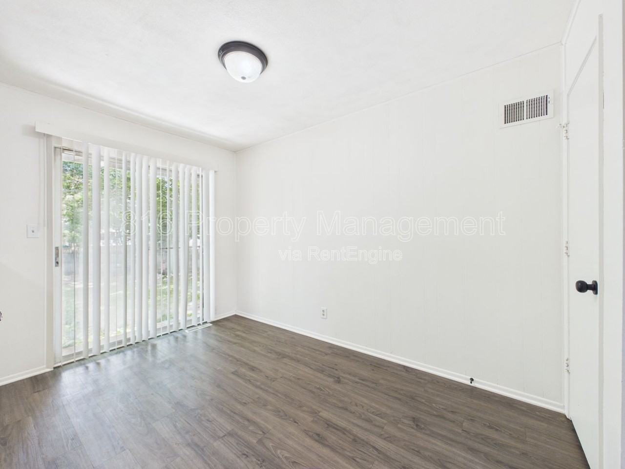 2835 Tepee Ave - Photo 5 of 24