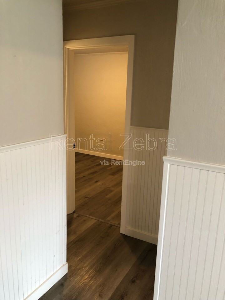 1332 Ne Del Norte Ave - Photo 4 of 11