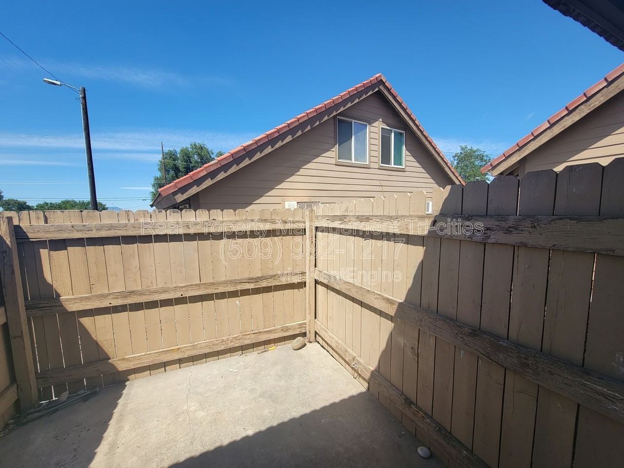 1025 W Entiat Ave #C9 - Photo 7 of 7