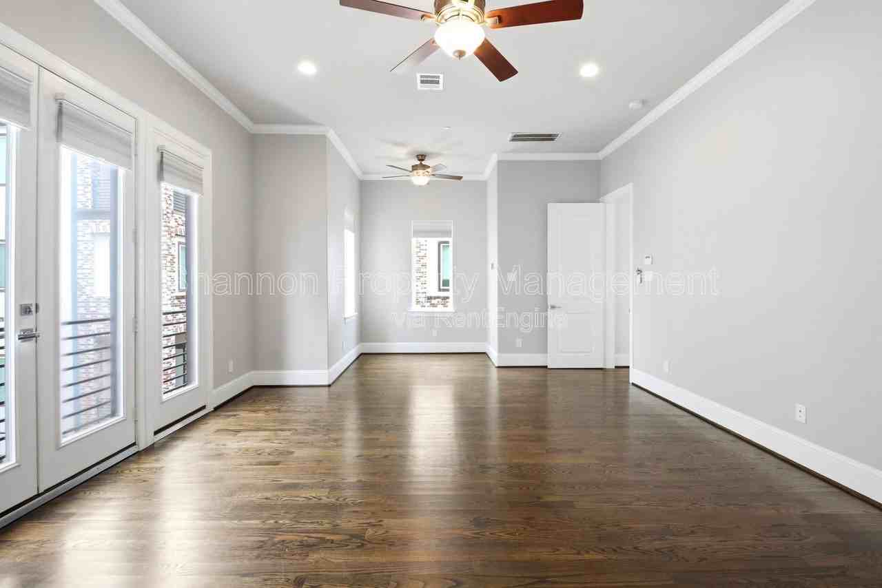2119 Taft St - Photo 6 of 28
