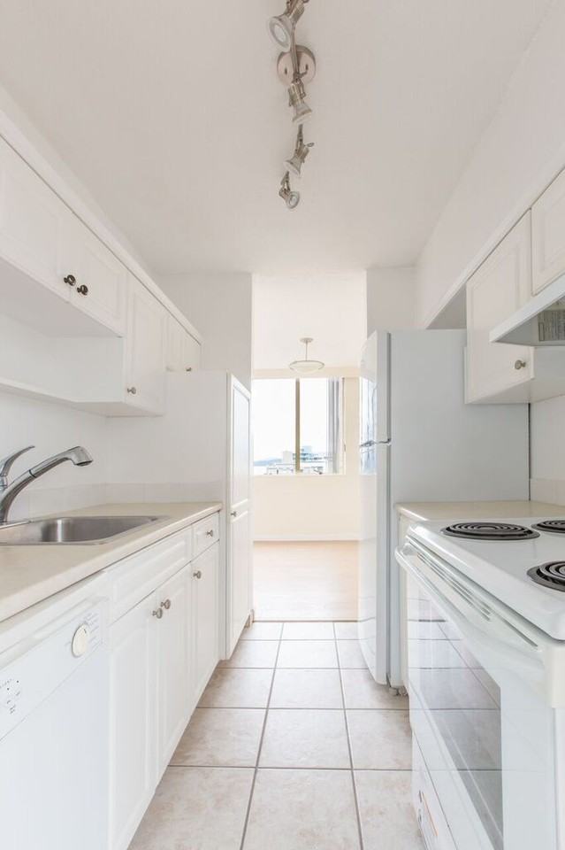 Westwind Apartments - Photo 5 of 23