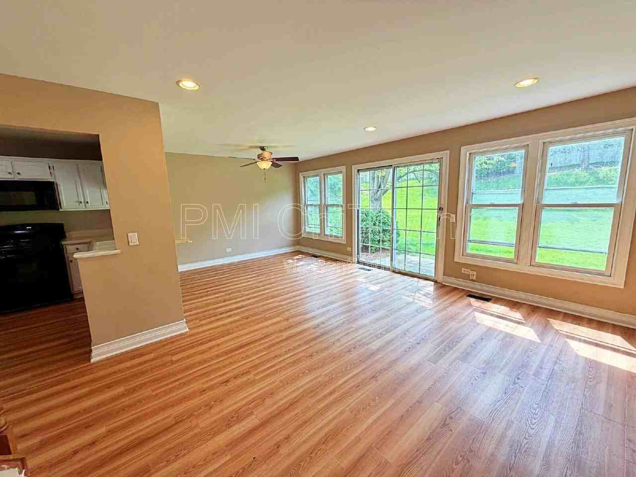 262 Greensboro Ct - Photo 5 of 23
