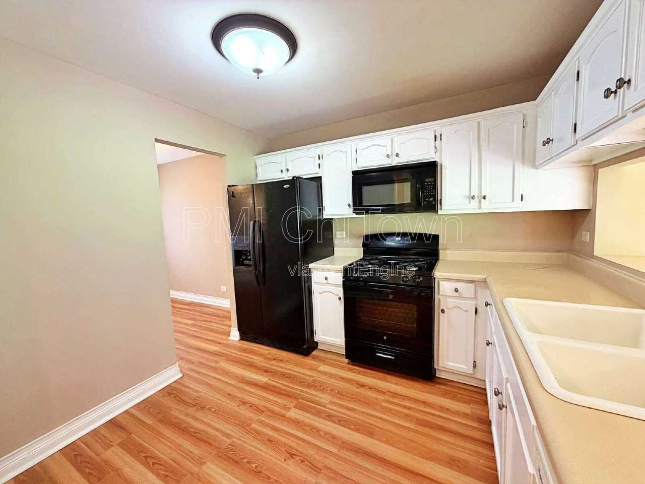 262 Greensboro Ct - Photo 6 of 23