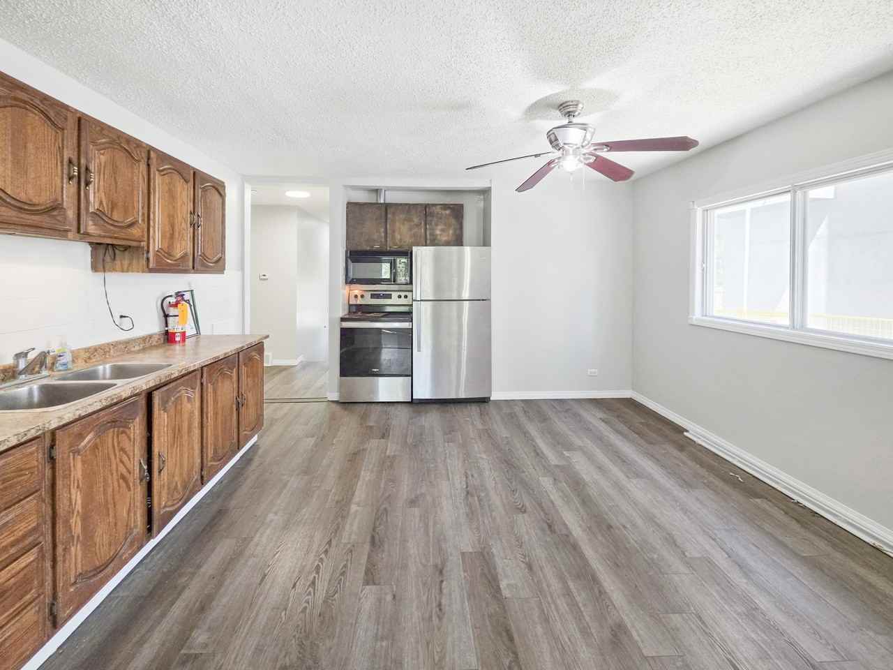 424 32 Ave Nw - Photo 7 of 21